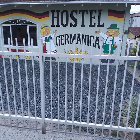 Hostel Germanica Joinville Bagian luar foto